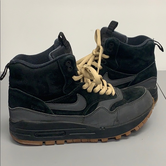 Nike Air Max 1 Waterproof Women’s Boots - Picture 1 of 8